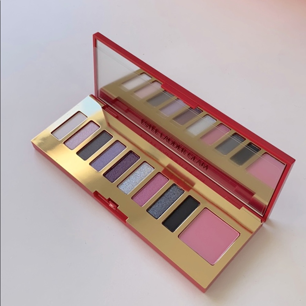 Estée Lauder makeup palette